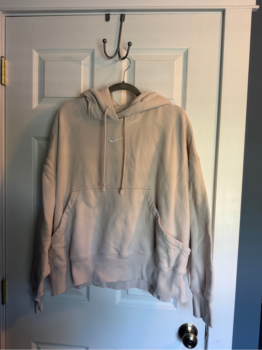 Nike Men's Light Beige Crewneck Hoodie with White Swoosh